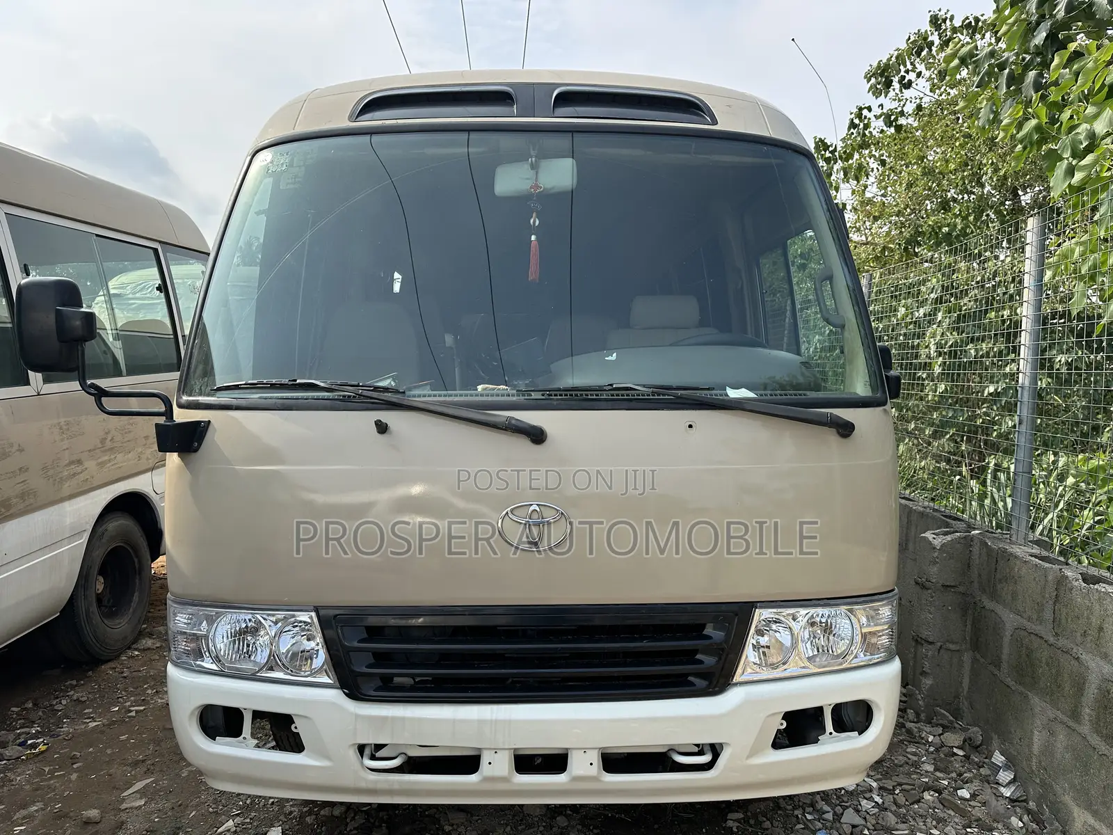 Toyota Coaster 2017 Gold
