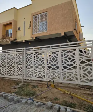 5bdrm Duplex in Paradise 2 Estate, Life Camp for sale