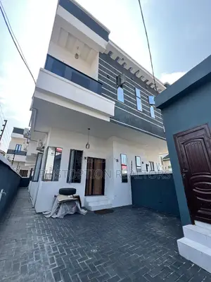4bdrm Duplex in Sangotedo for sale