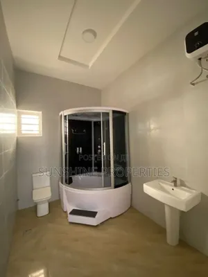 5bdrm Duplex in Lekki Expressway for sale