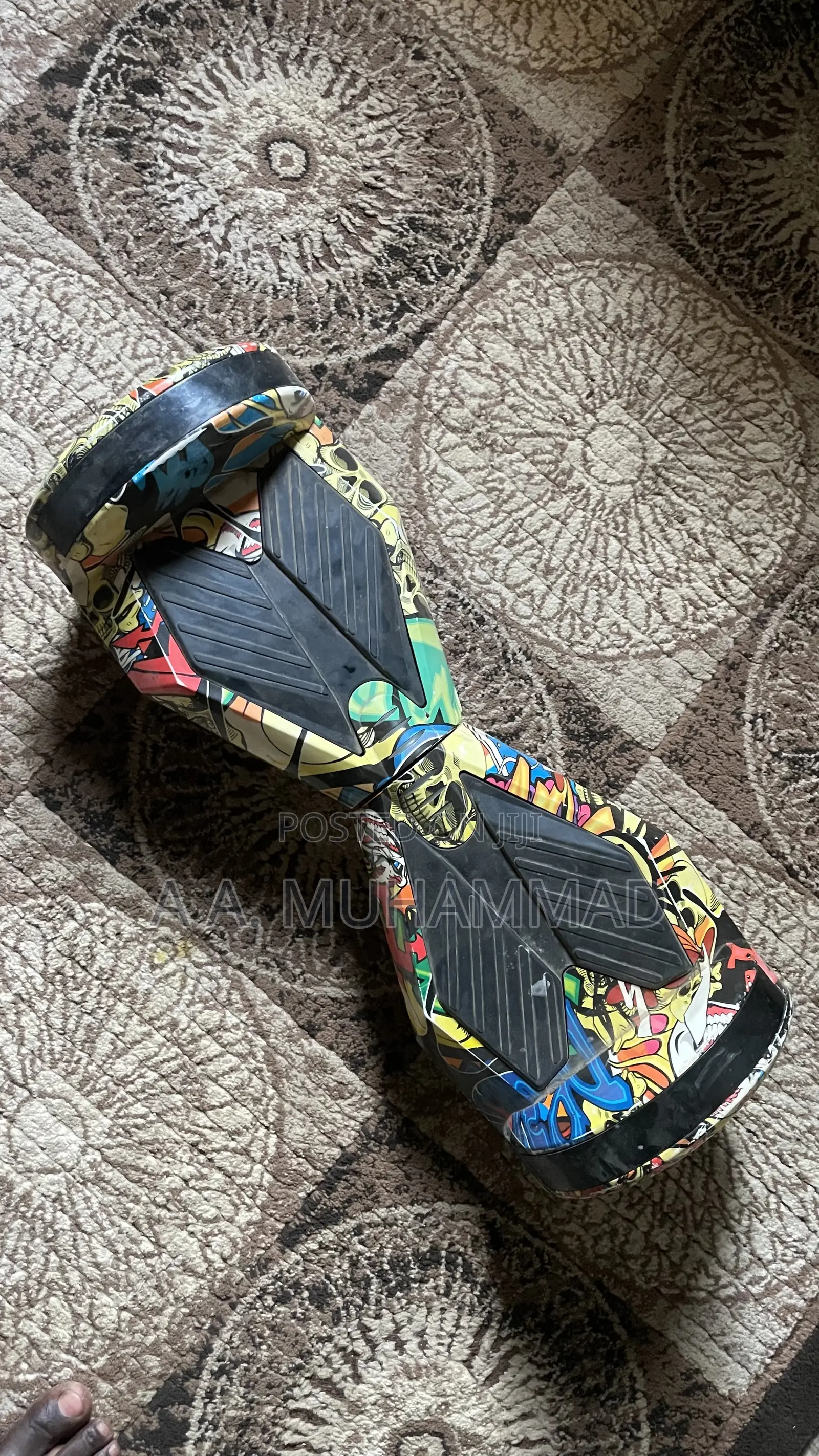Graffiti-Style Hoverboard (Self-Balancing Scooter, 6.5-Inch Wheels)