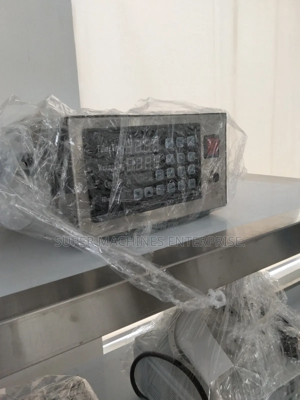 Digital Liquid Filling Machine