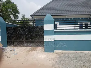 4bdrm Bungalow in Abak Road By Federal, Uyo for sale