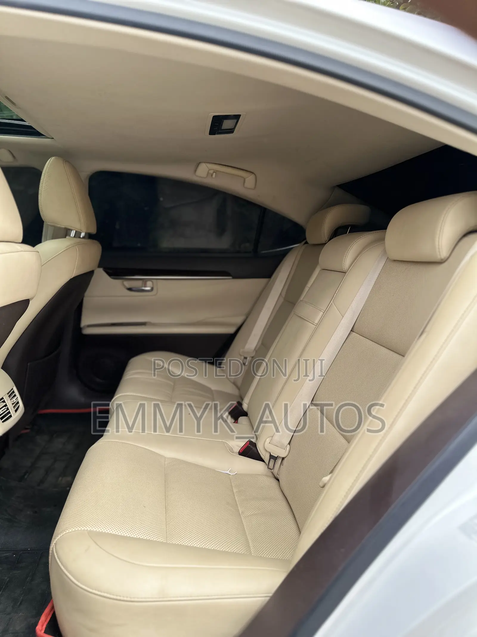 Lexus ES 350 FWD 2016 White