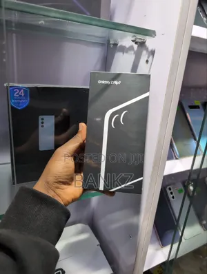 New Samsung Galaxy Z Flip7 256 GB Blue
