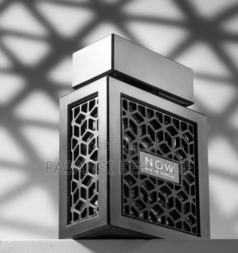 Luxury Perfume Hub