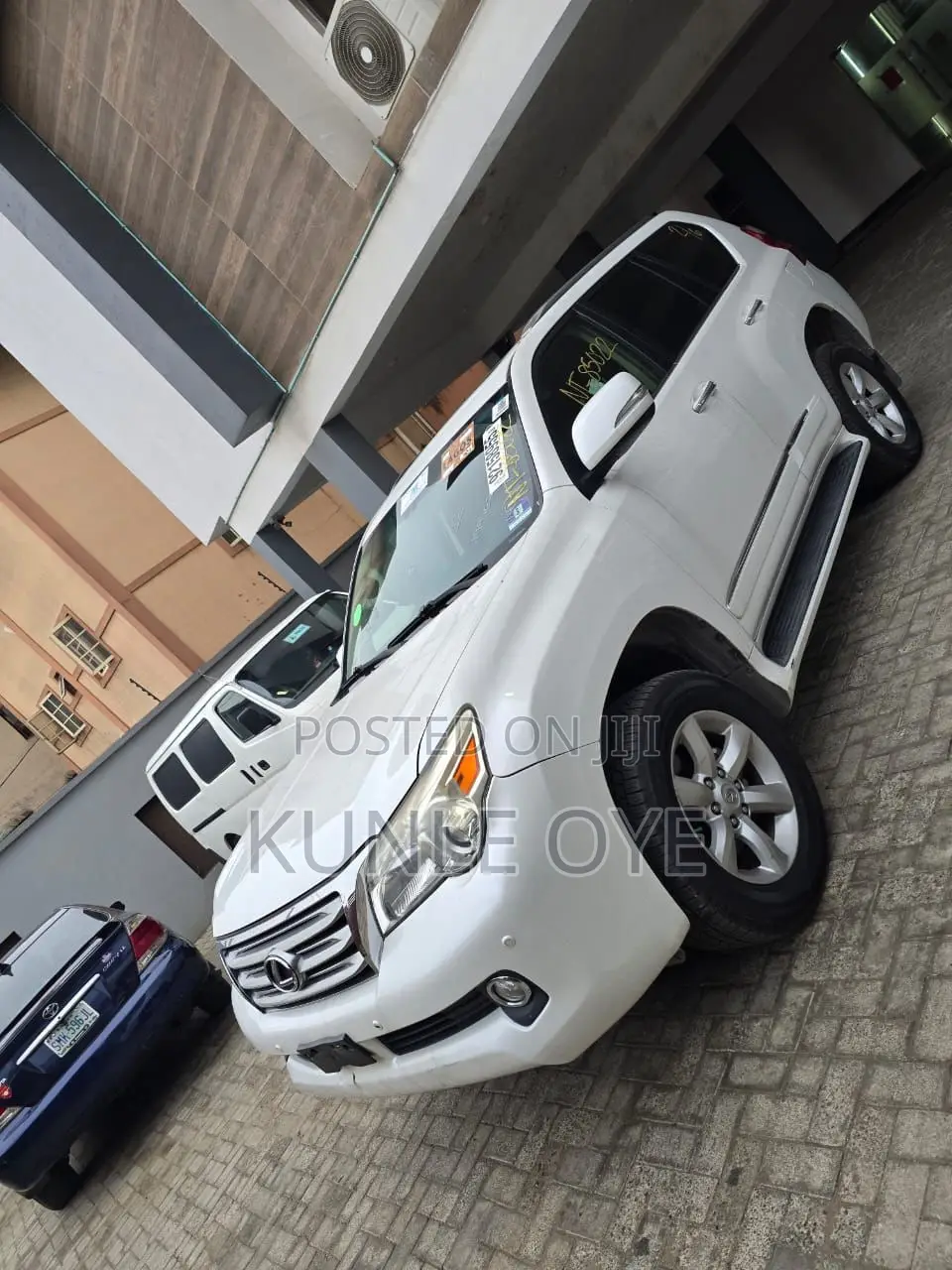 Lexus GX 460 Base 2013 White