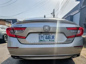 Honda Accord 2019 Gold