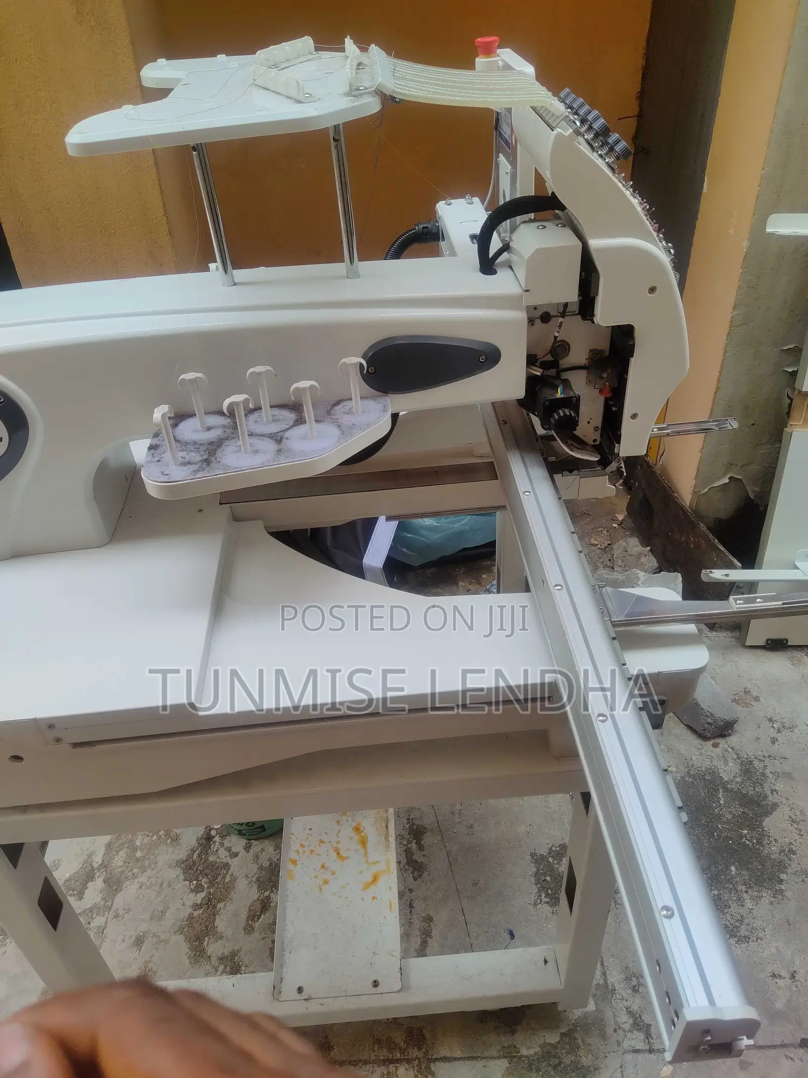 1 Head Auto-Trim Computerized Embroidery Machine