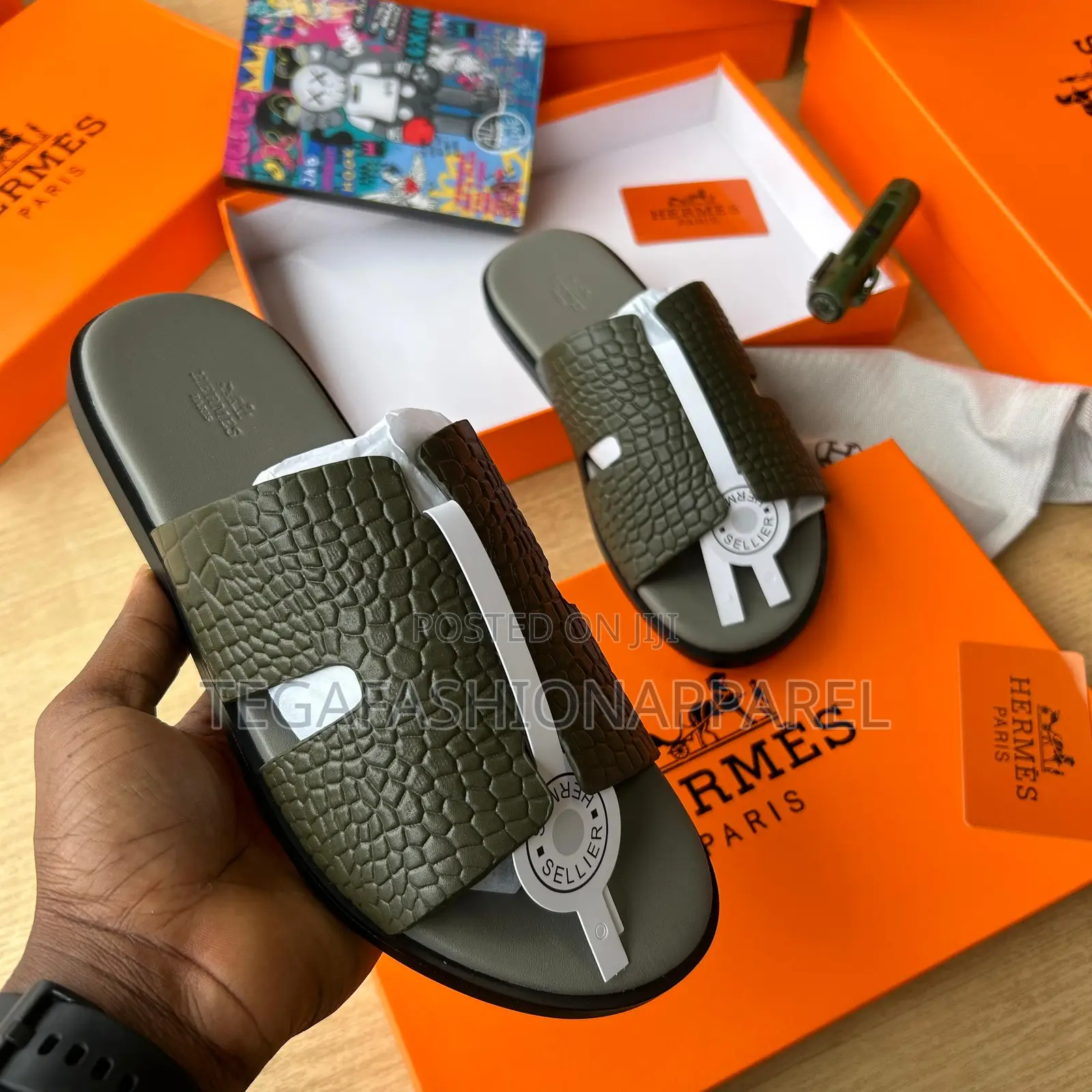 Hermés-Paris Quality Leather Slide