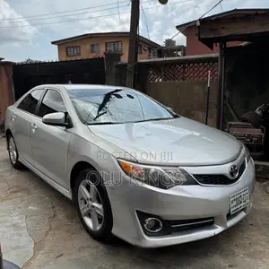 Toyota Camry 2013 Silver