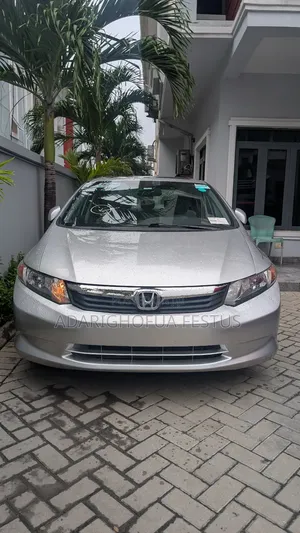 Honda Civic 2013 Silver