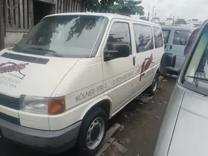 Volkswagen Transporter 2003 White