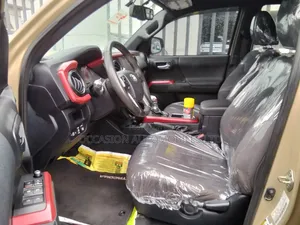 Toyota Tacoma TRD Pro 2017 Gold