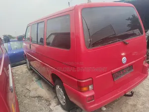 Volkswagen Transporter 2005 Red