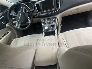 Chrysler 200 2016 Gray