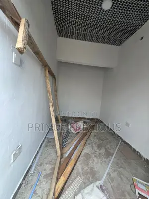 Spacious Shop