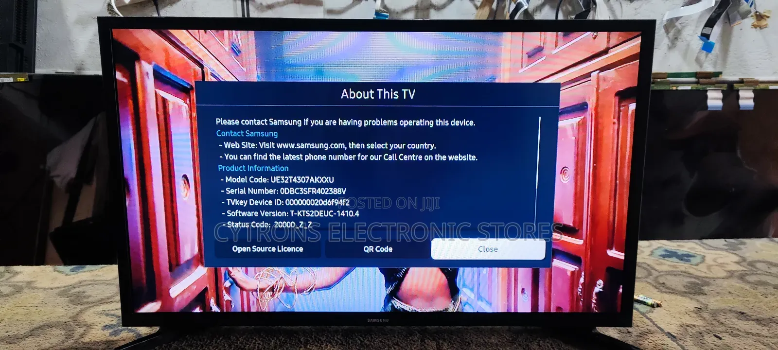32" 2020 Model Samsung