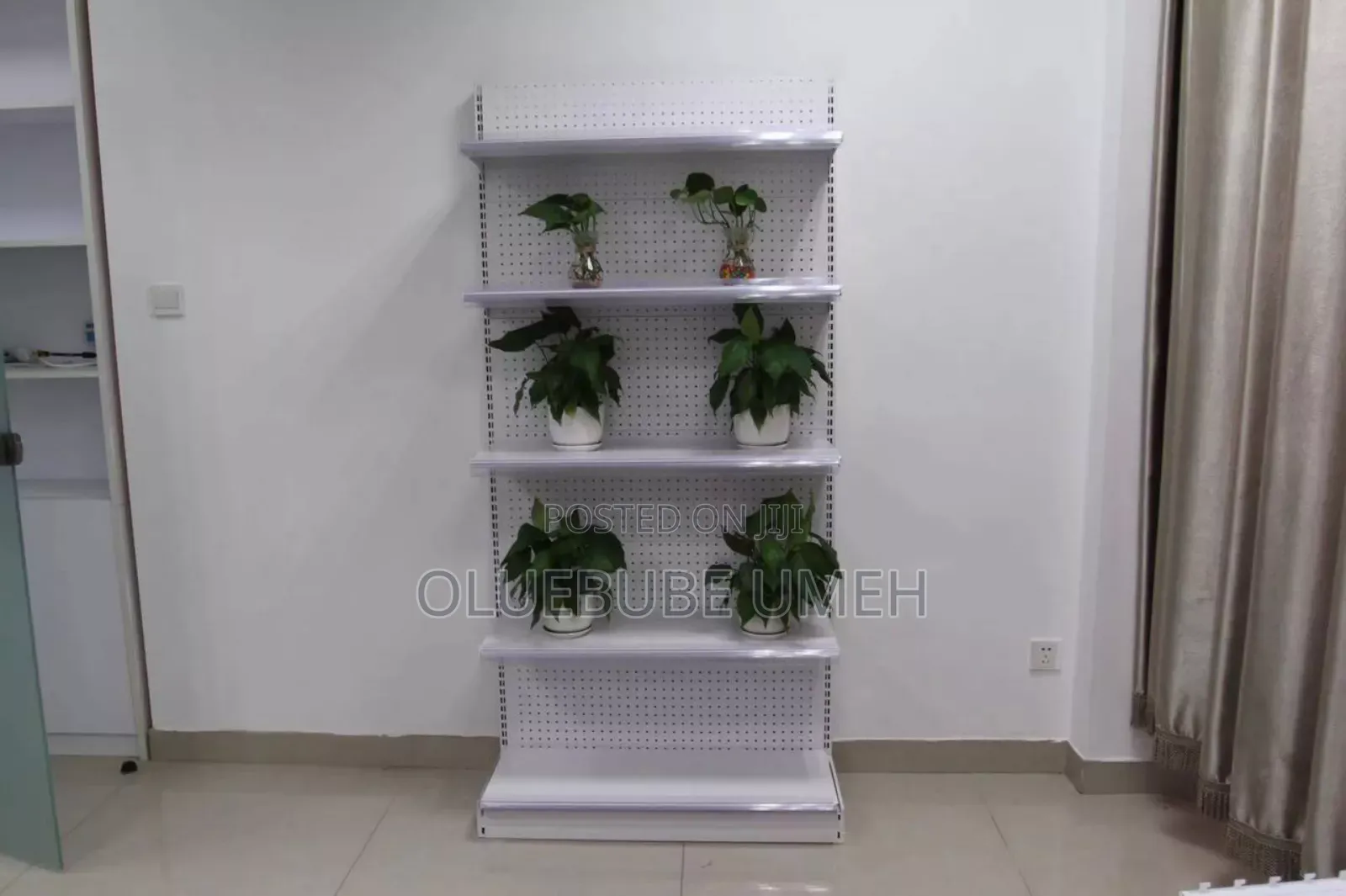 One-Sided Shop Shelf