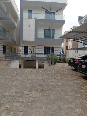 4bdrm Duplex in Utako District Abuja for sale