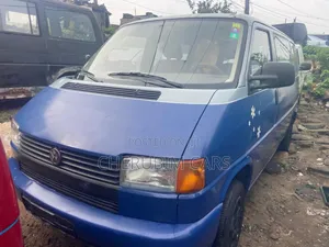 Volkswagen Transporter 2002 Blue