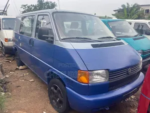 Volkswagen Transporter 2002 Blue