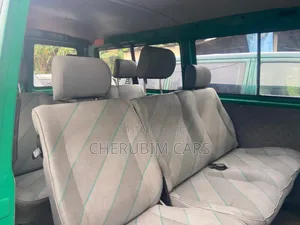 Volkswagen Transporter 2002 Green