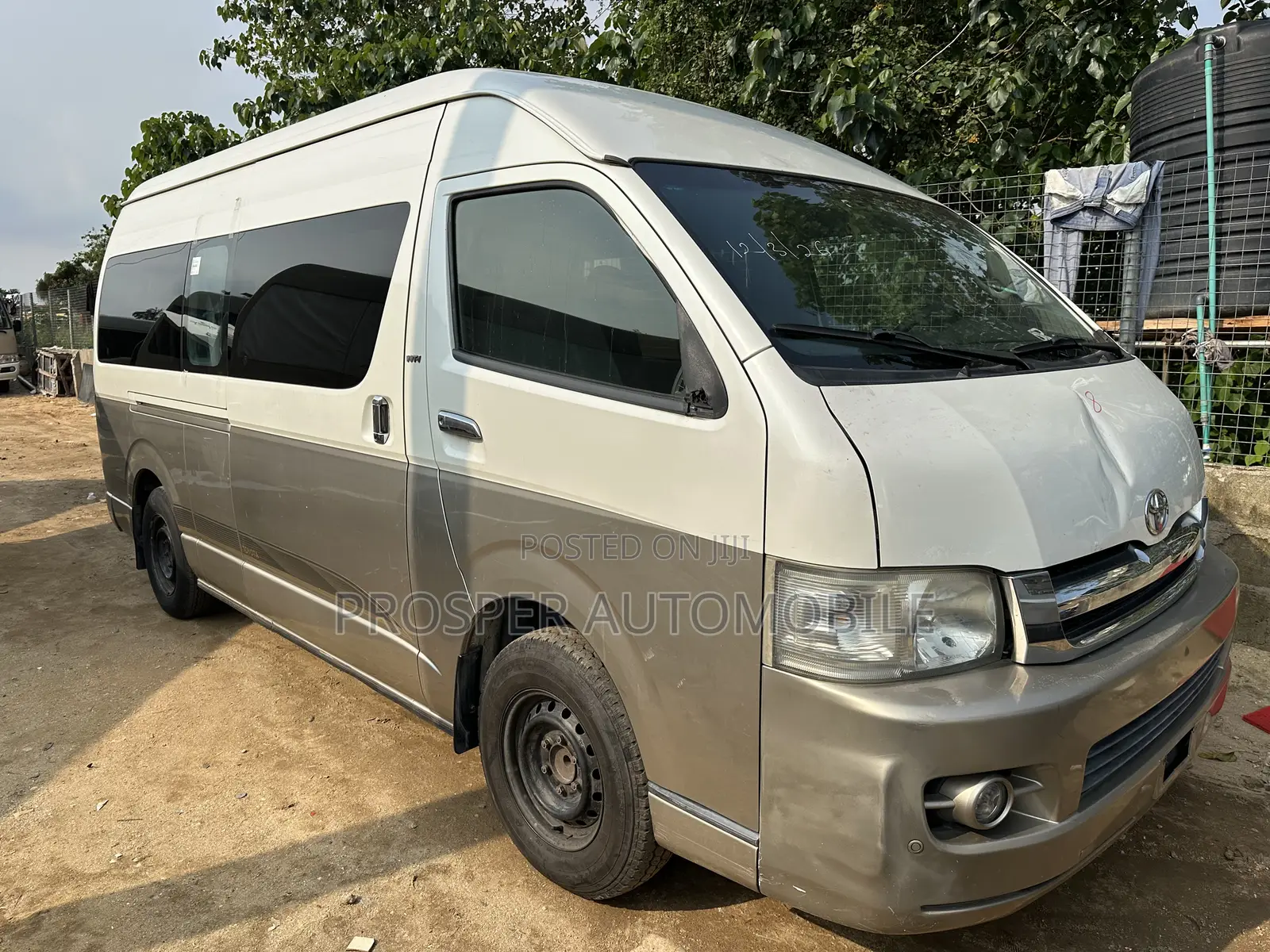 Toyota HiAce 2018 Brown
