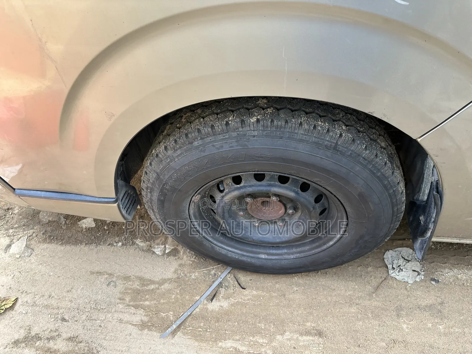 Toyota HiAce 2018 Brown