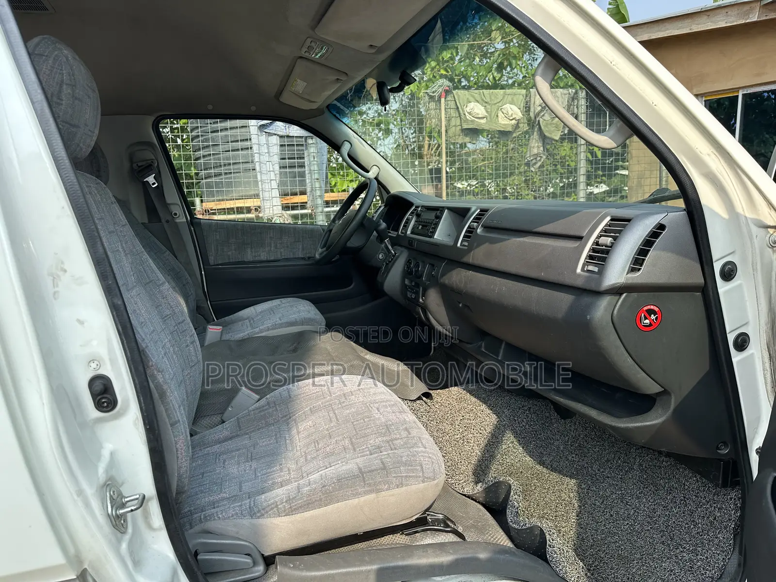 Toyota HiAce 2018 Brown