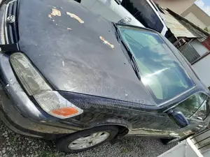 Toyota Camry 2000 Black