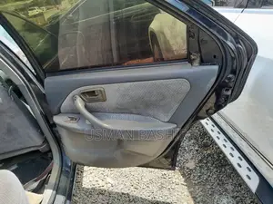 Toyota Camry 2000 Black