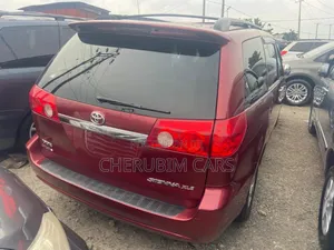 Toyota Sienna XLE 2008 Maroon