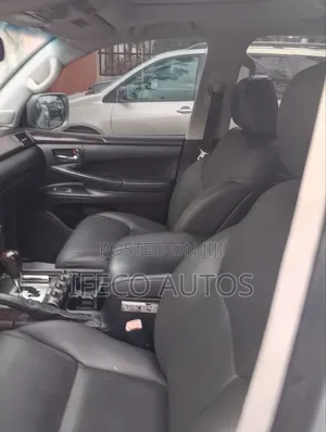Lexus LX 570 2011 Silver