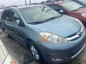 Toyota Sienna LE AWD 2008 Maroon
