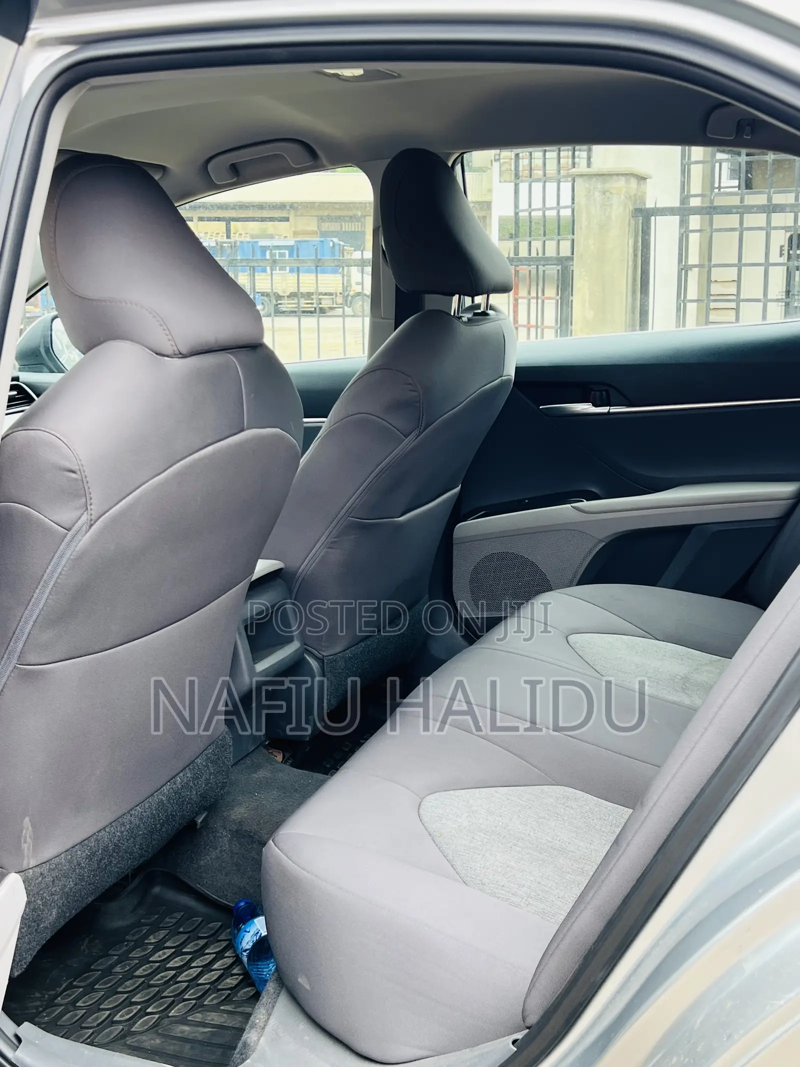 Toyota Camry 2018 Silver