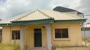 3bdrm Bungalow in Seaside Estate, Badore for sale