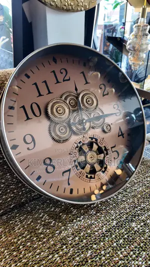 E64 Kimberlys Metal Gear Round Wall Clock