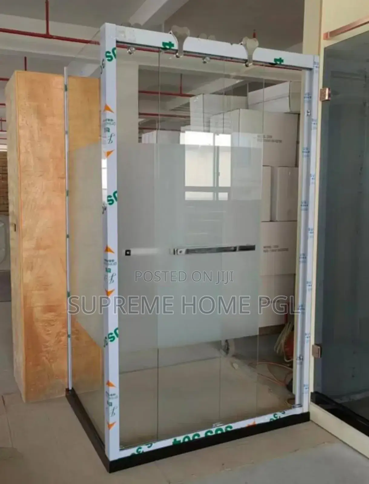 High Quality Stainless Frame Shower Cubicle