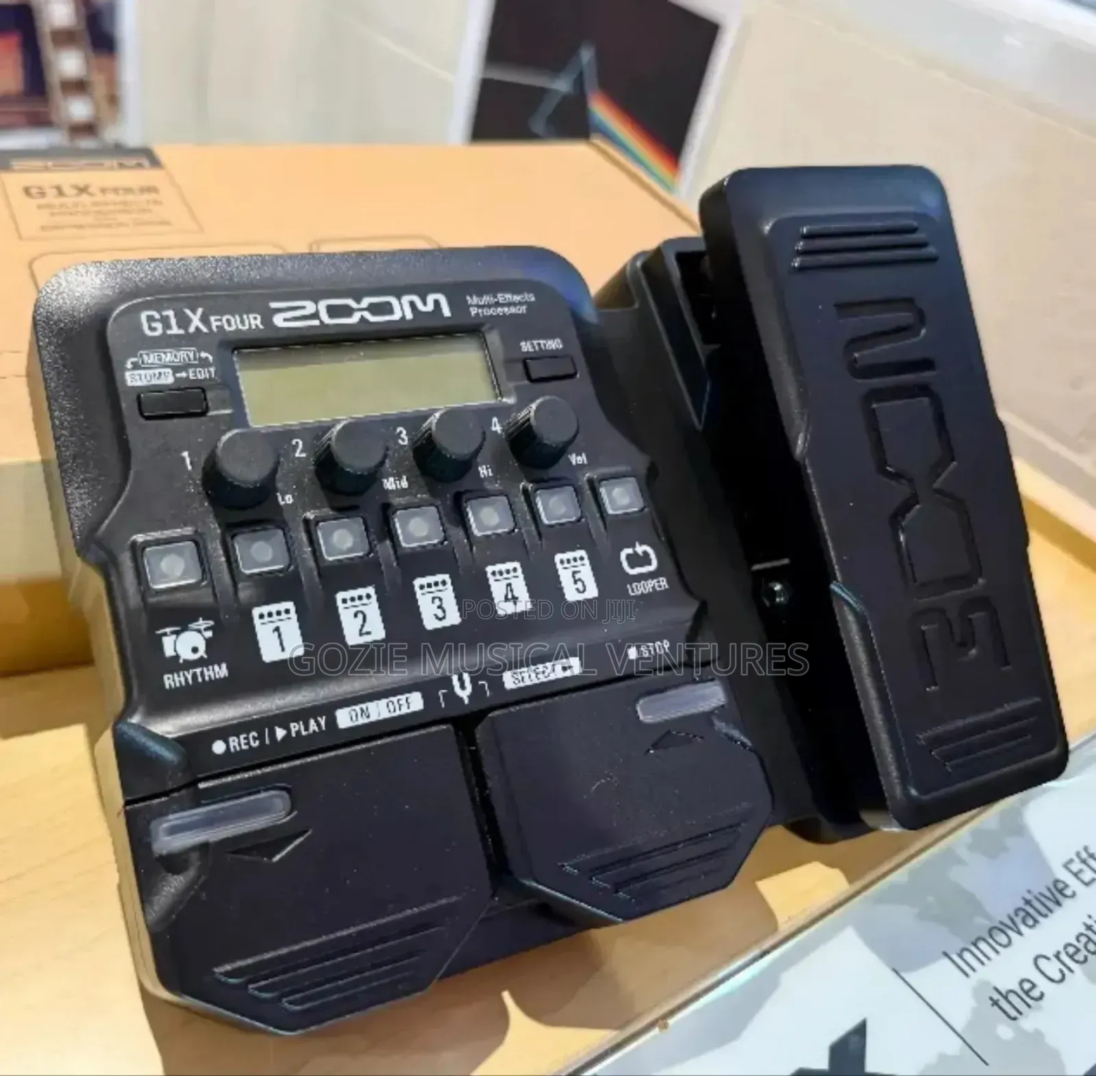 Zoom G1x Four Multi- Effect Pedal