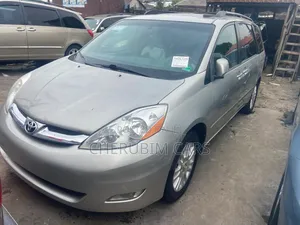 Toyota Sienna XLE 4WD 2007 Silver