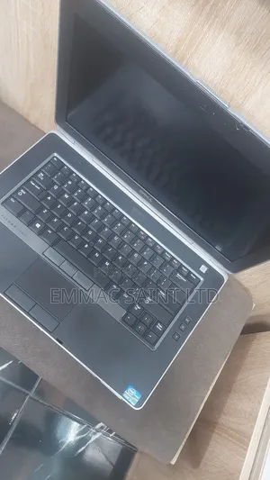 Laptop Dell Latitude E6420 4GB Intel Core i5 HDD 500GB