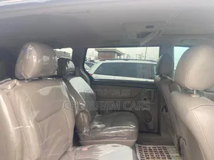 Toyota Sienna LE 4WD 2007 Gold