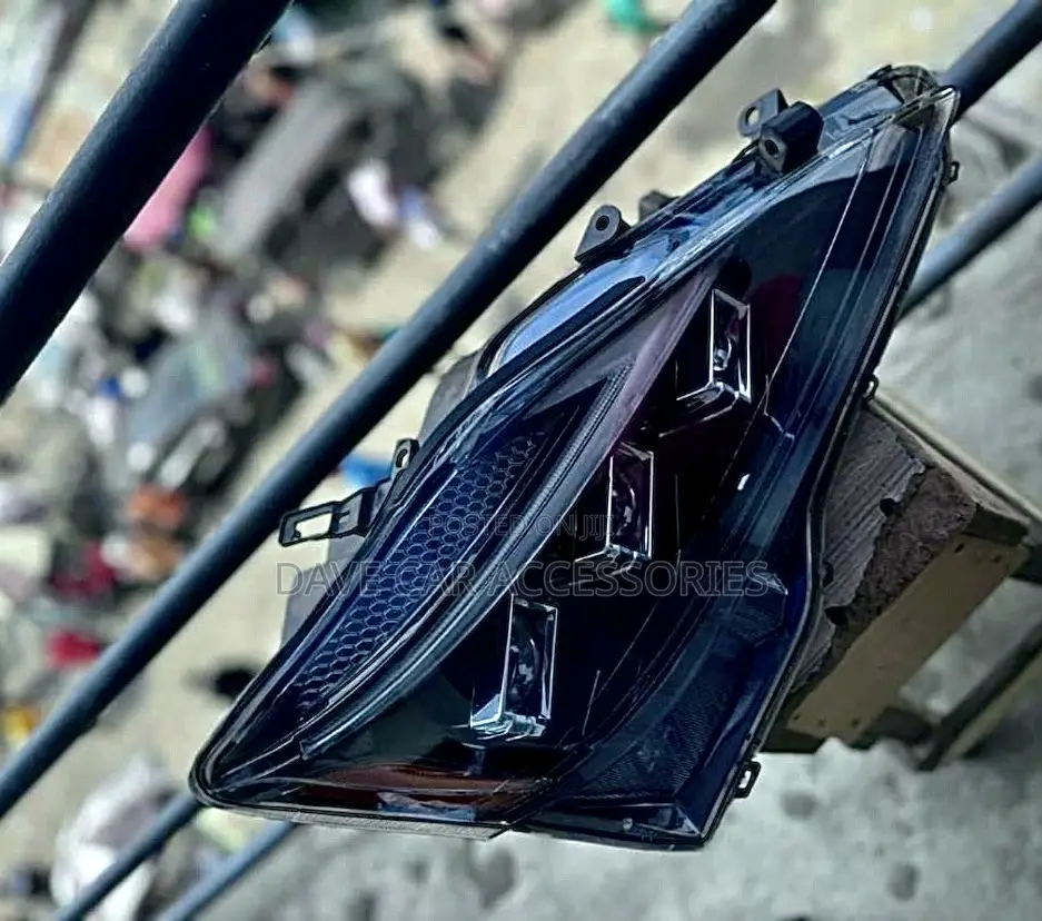 Lexus Is350 Upgrade Headlamp