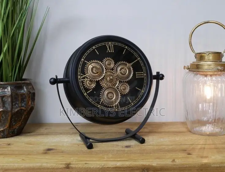 E58 Kimberlys Metal Gear Table Clock 2