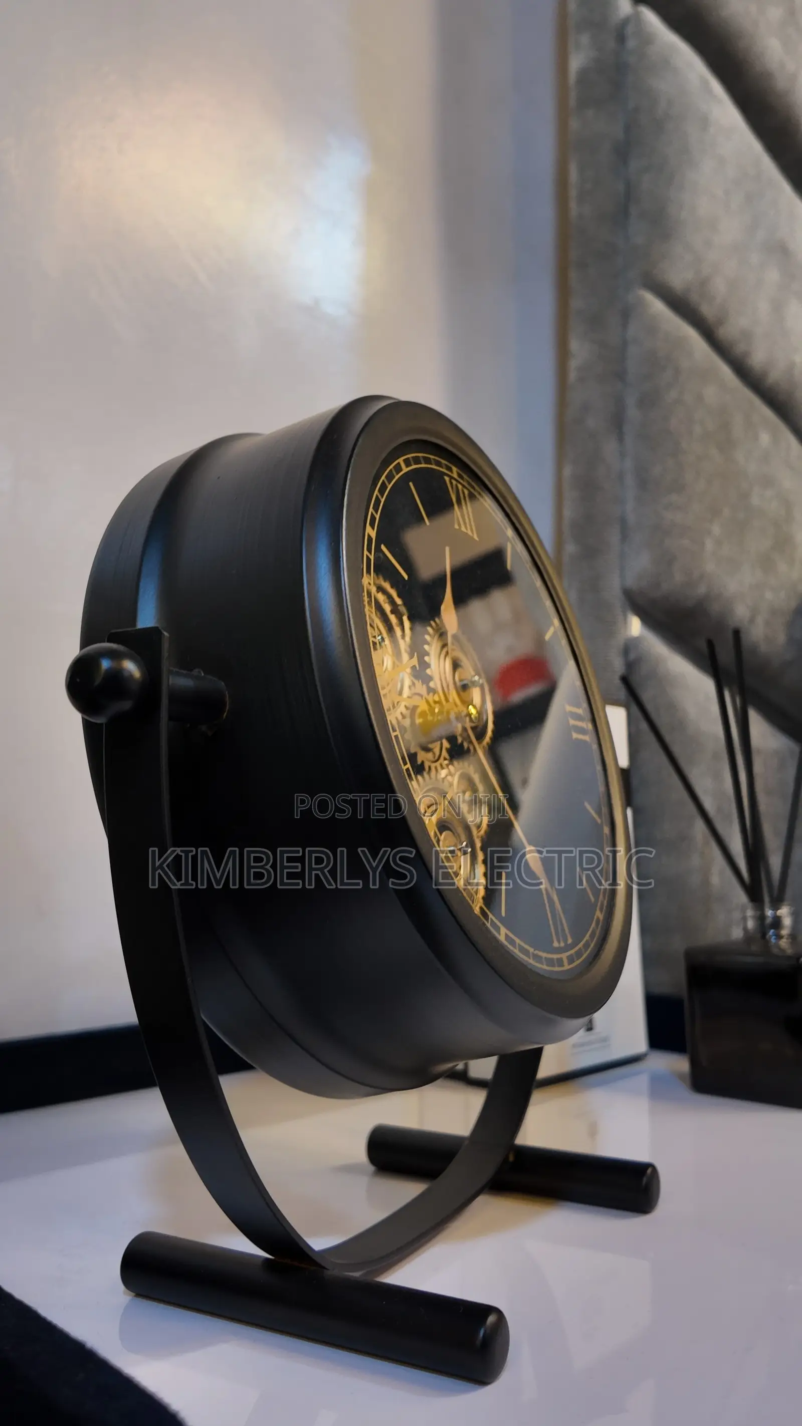 E58 Kimberlys Metal Gear Table Clock 2