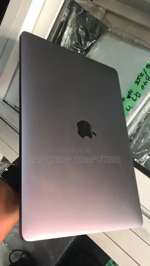Laptop Apple MacBook Pro 2019 16GB Intel Core i7 SSD 1T
