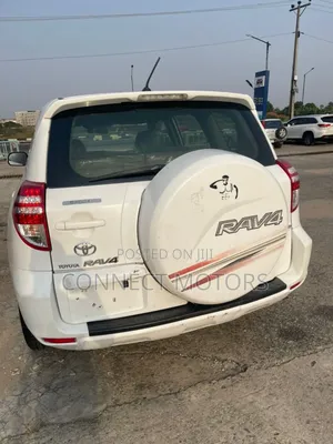 Toyota RAV4 2009 White