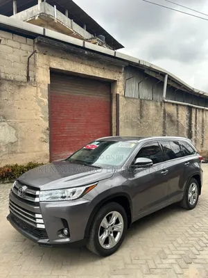 Toyota Highlander Limited 4dr SUV AWD (3.5L 6cyl 6A) 2015 Gray