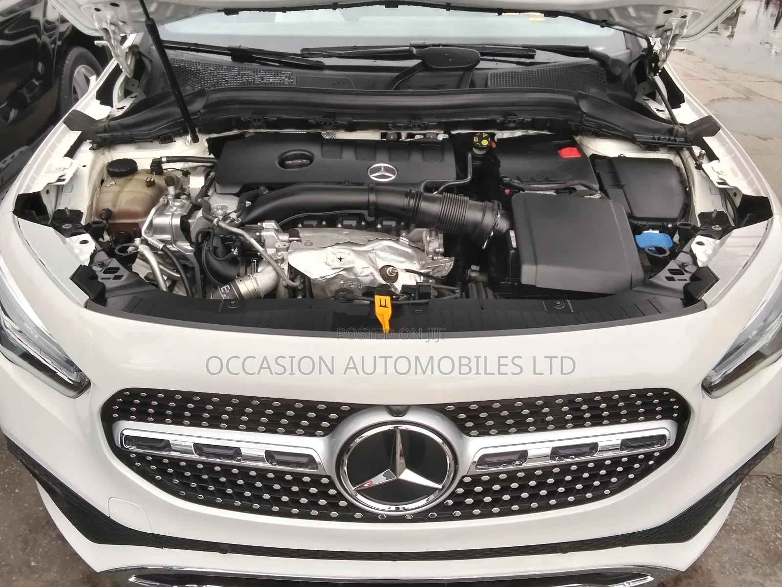 Mercedes-Benz GLA-Class 2022 White